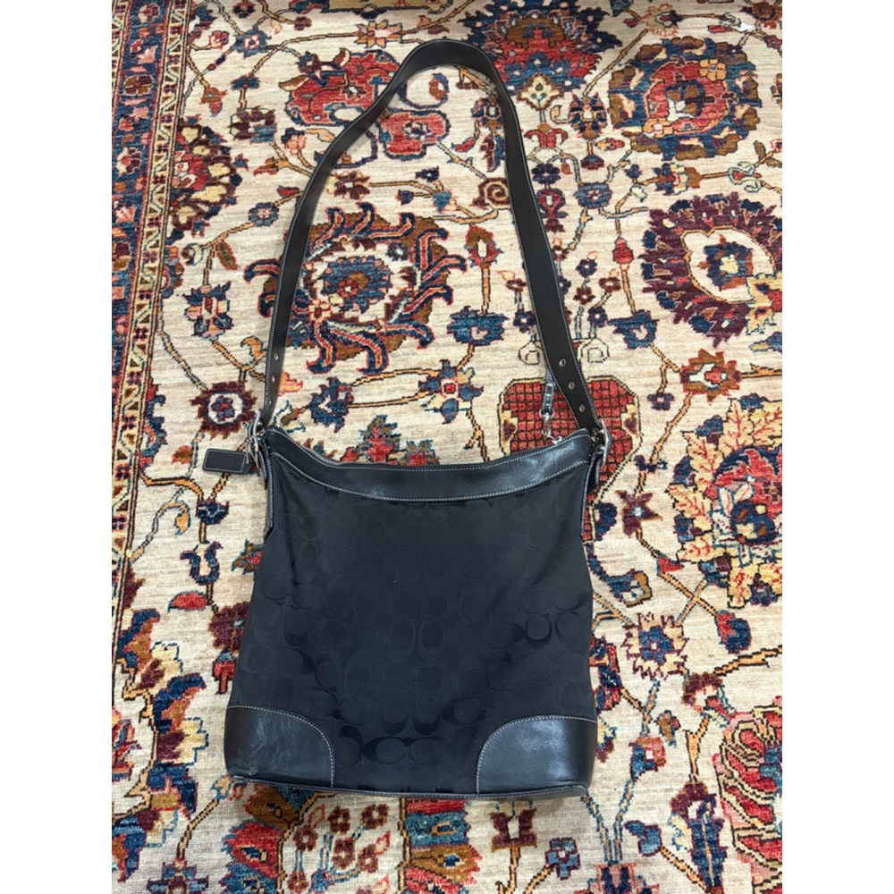 Coach Chelsea Black Signature Jacquard Crossbody Shoulder Bag Leather Trim - Picture 2 of 7